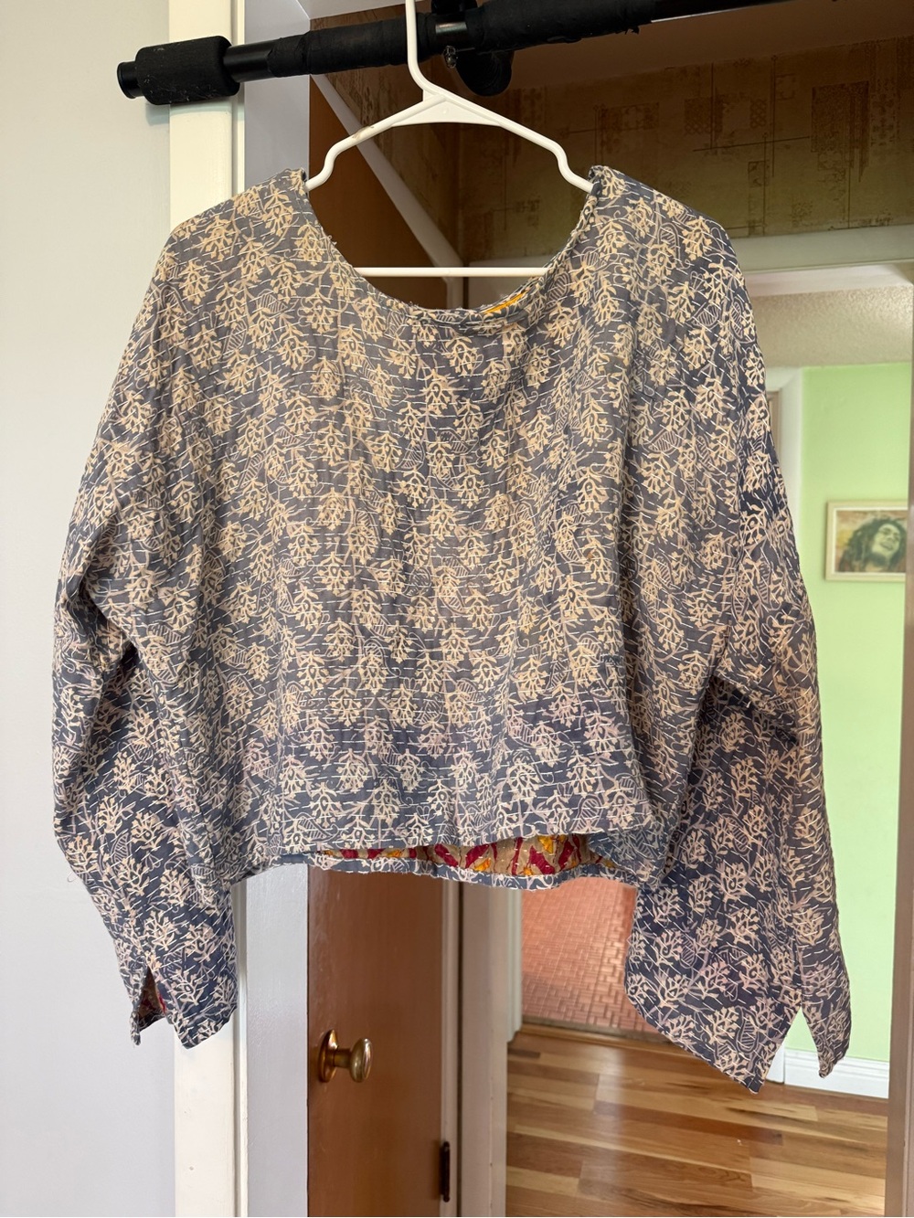 Womens Printed Long-Sleeve Crop Top - Blue Floral Renew Bohemian